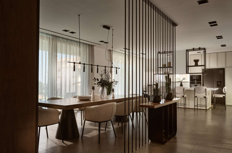 Be whisked away into a world of utter extravagance, featuring iconic living & dining room.